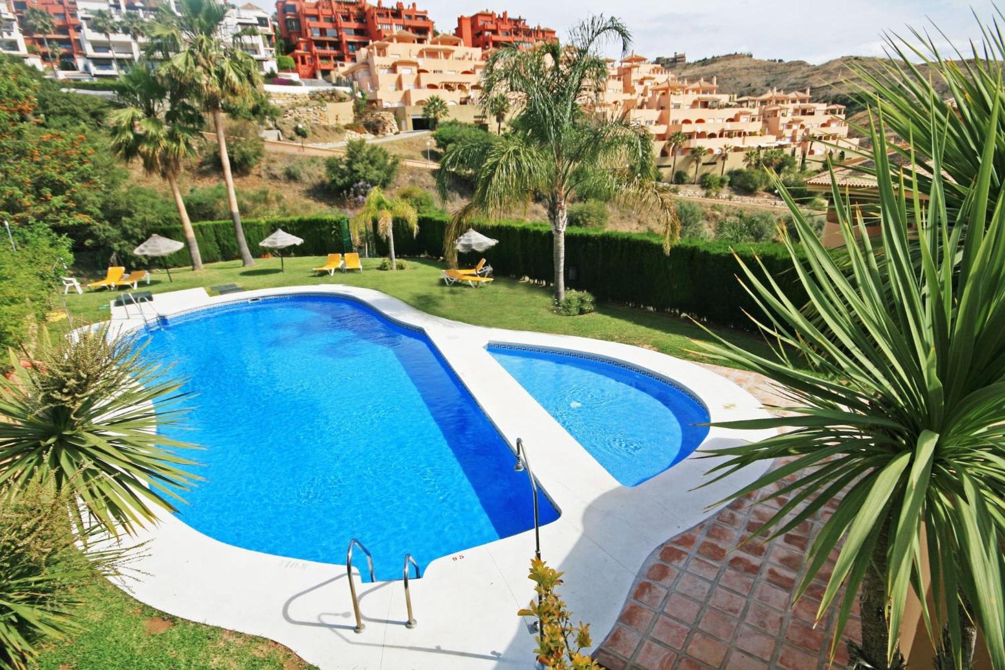 3 Bedroom Penthouse Apartment In Calahonda MIJAS COSTA Kültér fotó