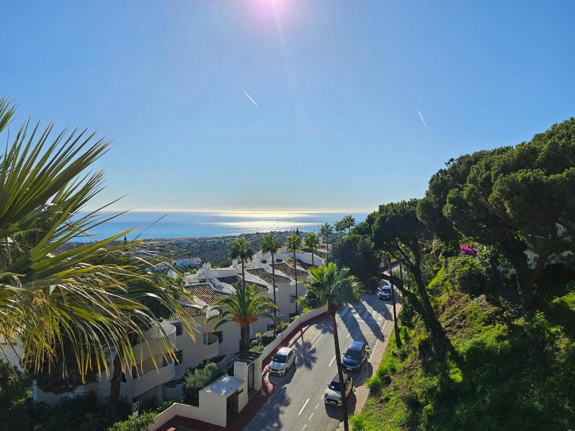 3 Bedroom Penthouse Apartment In Calahonda MIJAS COSTA Kültér fotó